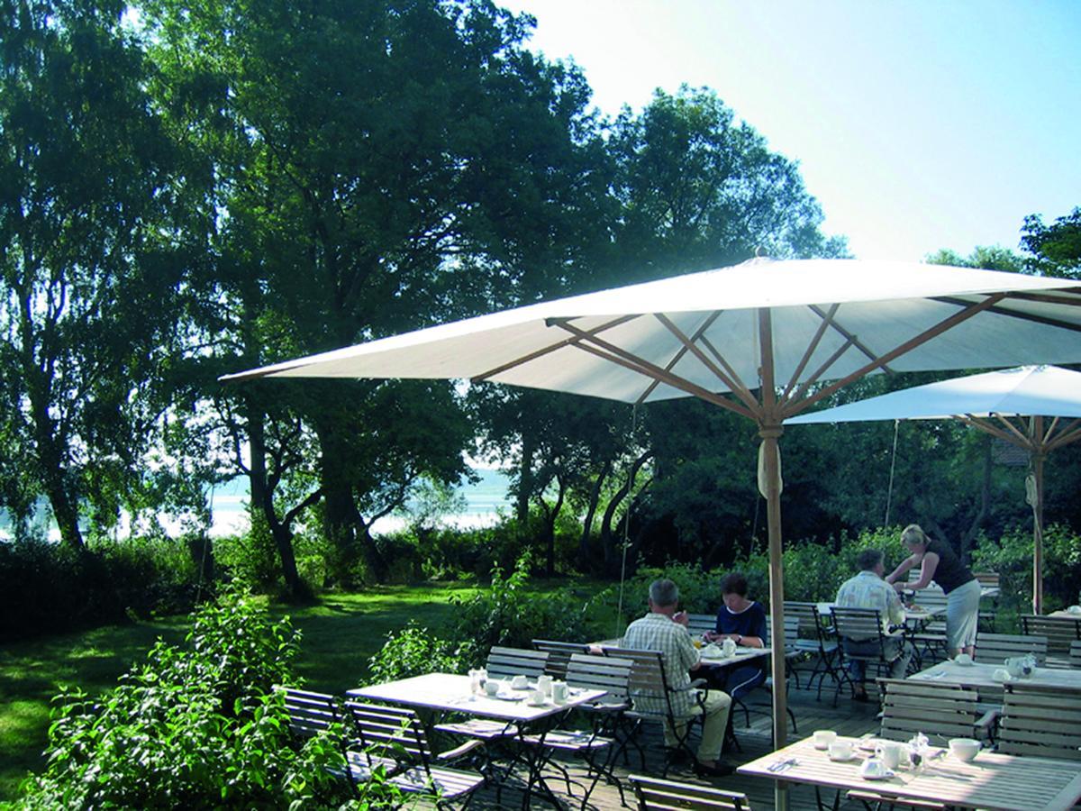 Seehotel Am Neuklostersee Bagian luar foto